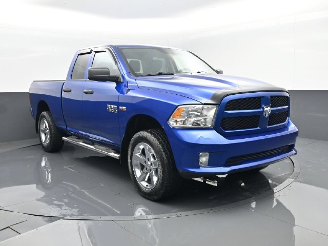 Used 2018 RAM 1500 Express w/ Express Value Package AWD/4WD image 3