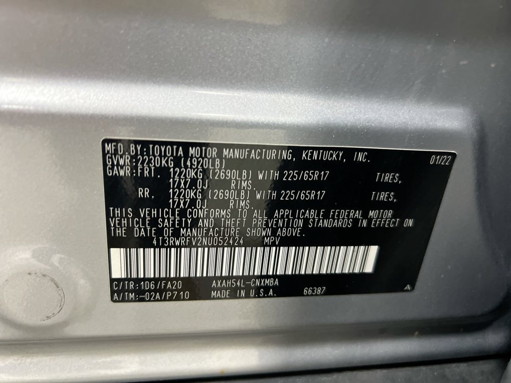 Used 2022 Toyota RAV4 XLE AWD/4WD image 27