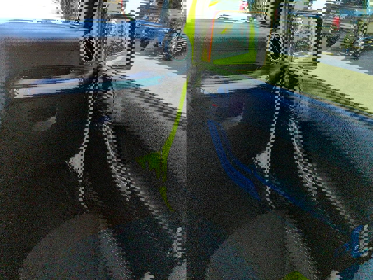 Used 2016 Jeep Wrangler Unlimited Sahara w/ Connectivity Group AWD/4WD image 15