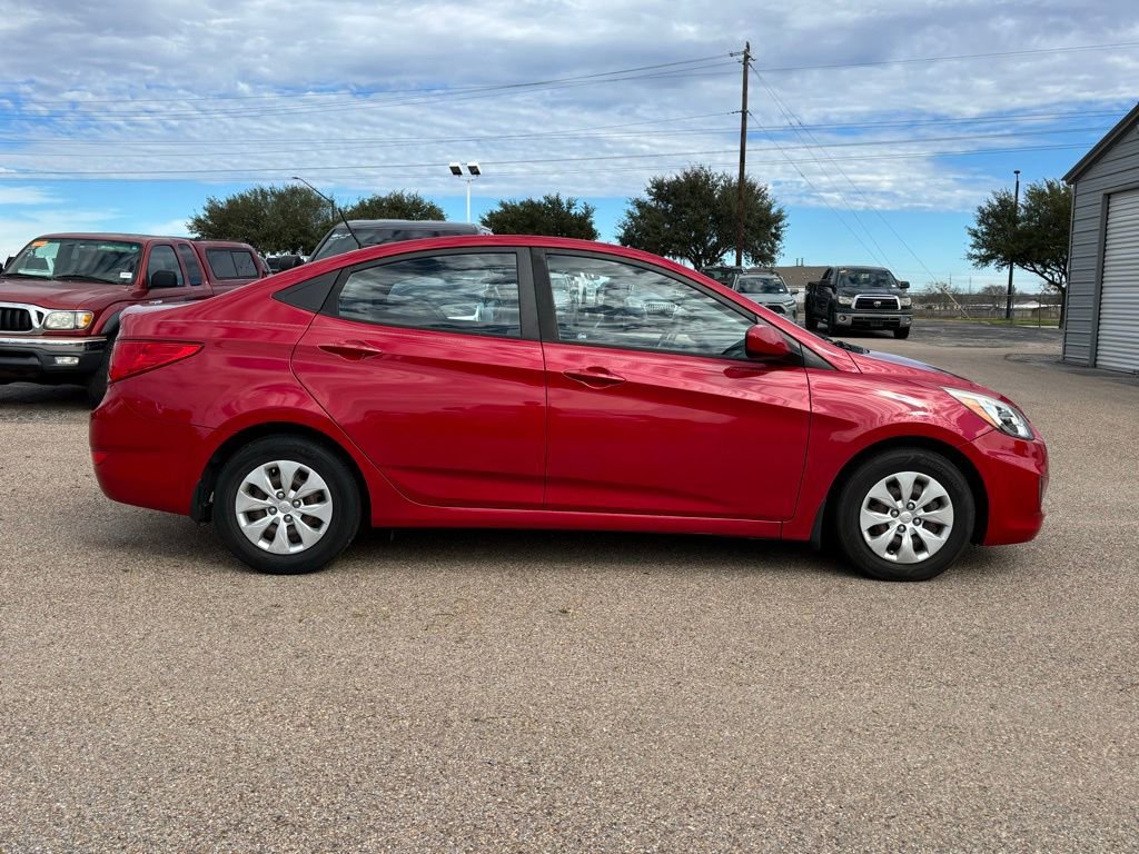 Used 2016 Hyundai Accent SE image 4