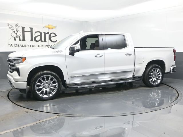 Used 2023 Chevrolet Silverado 1500 High Country w/ High Country Premium Package AWD/4WD image 31