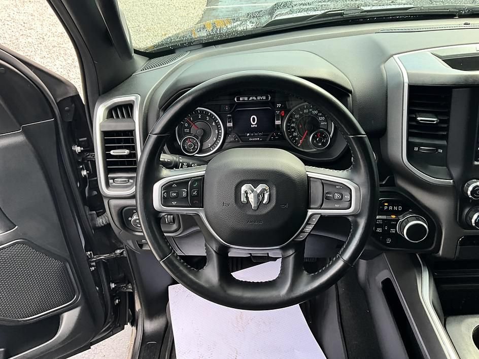 Used 2022 RAM 1500 Big Horn AWD/4WD image 34