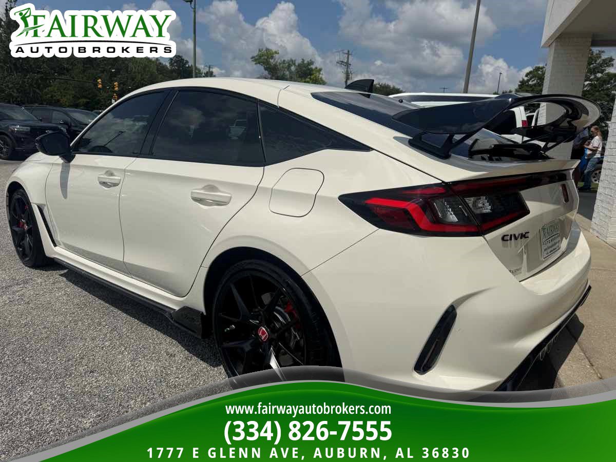 Used 2025 Honda Civic Type R image 8