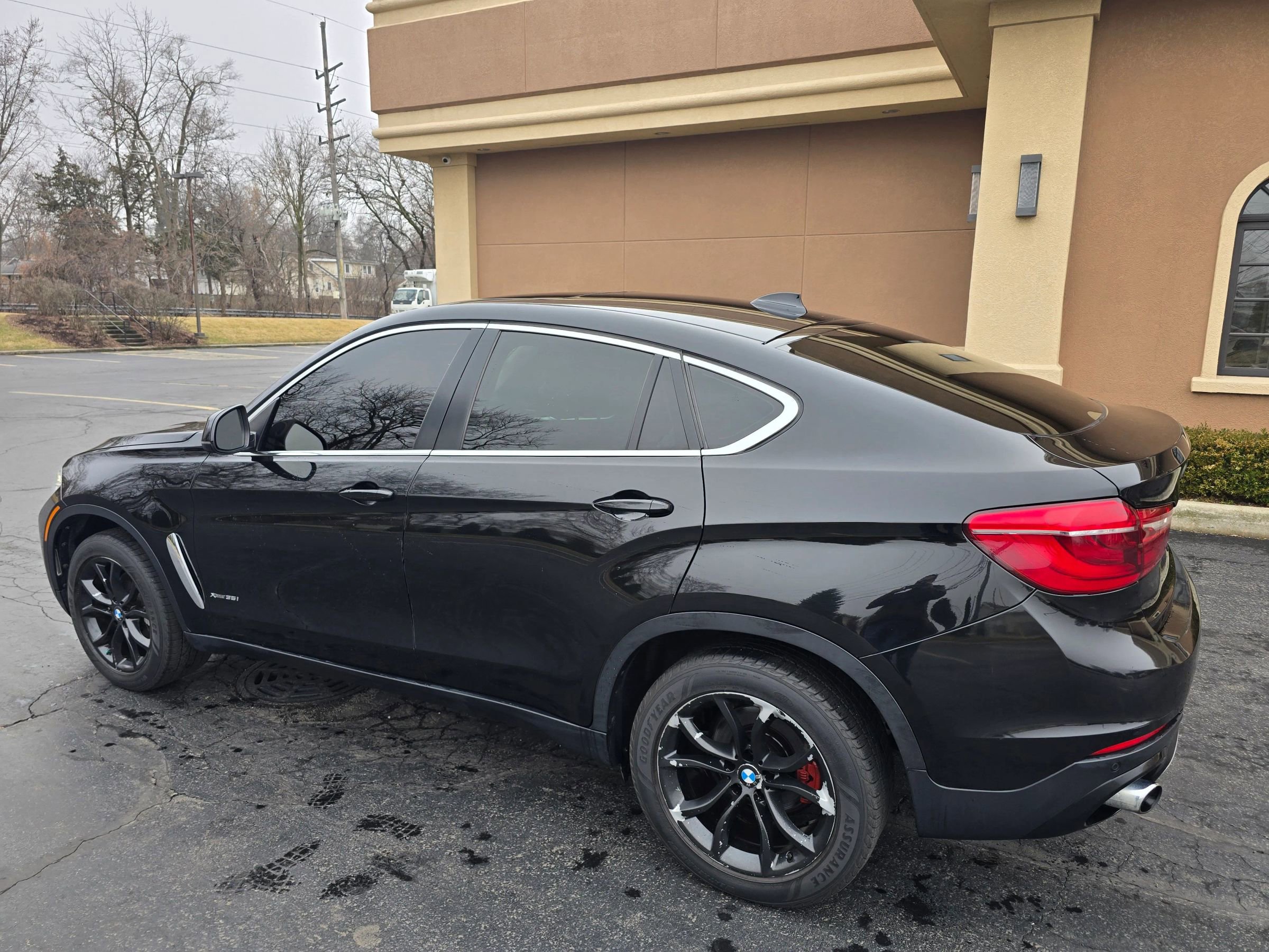 Used 2015 BMW X6 xDrive35i image 14