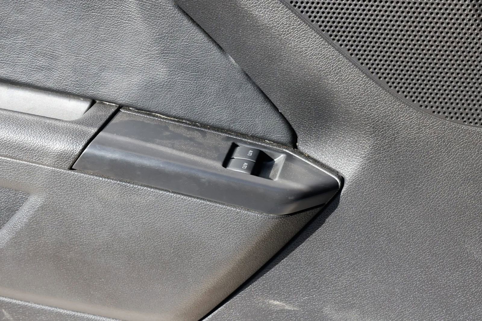 Used 2014 Ford Mustang GT image 42