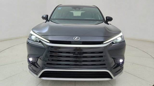 Used 2026 Lexus TX 500h AWD w/ Technology Package image 13