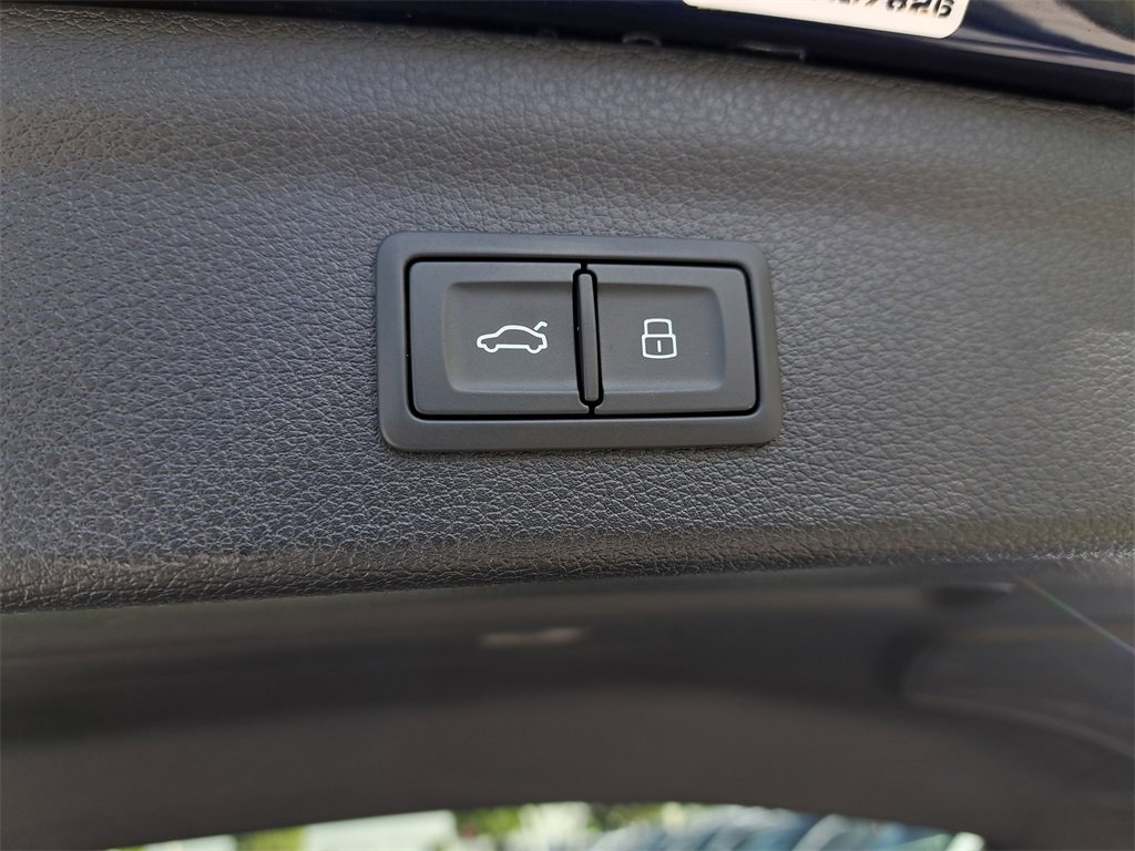 Certified 2023 Audi Q3 2.0T Premium w/ Convenience Package image 32