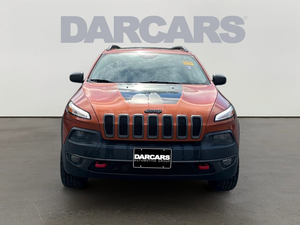 Used 2016 Jeep Cherokee Trailhawk w/ Comfort/Convenience Group AWD/4WD image 2