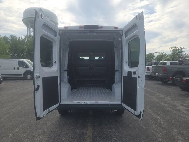 Used 2025 RAM ProMaster 3500 w/ Crew Van Package FWD image 24