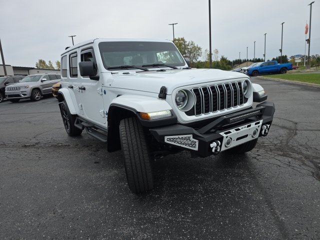 Used 2025 Jeep Wrangler Unlimited Sahara w/ Safety Group AWD/4WD image 10