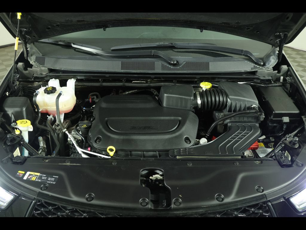 Used 2025 Chrysler Pacifica Limited FWD image 21
