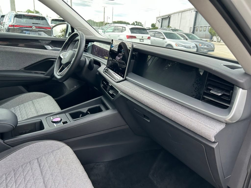 Certified 2026 Volkswagen Tiguan S FWD image 38