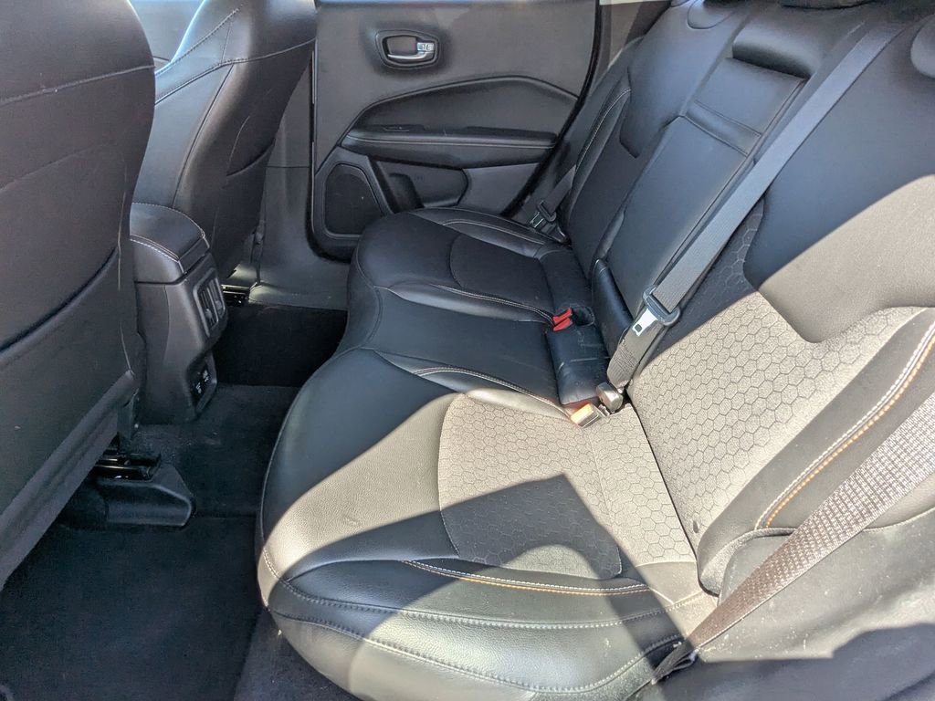 Used 2019 Jeep Compass Latitude w/ Popular Equipment Group image 17