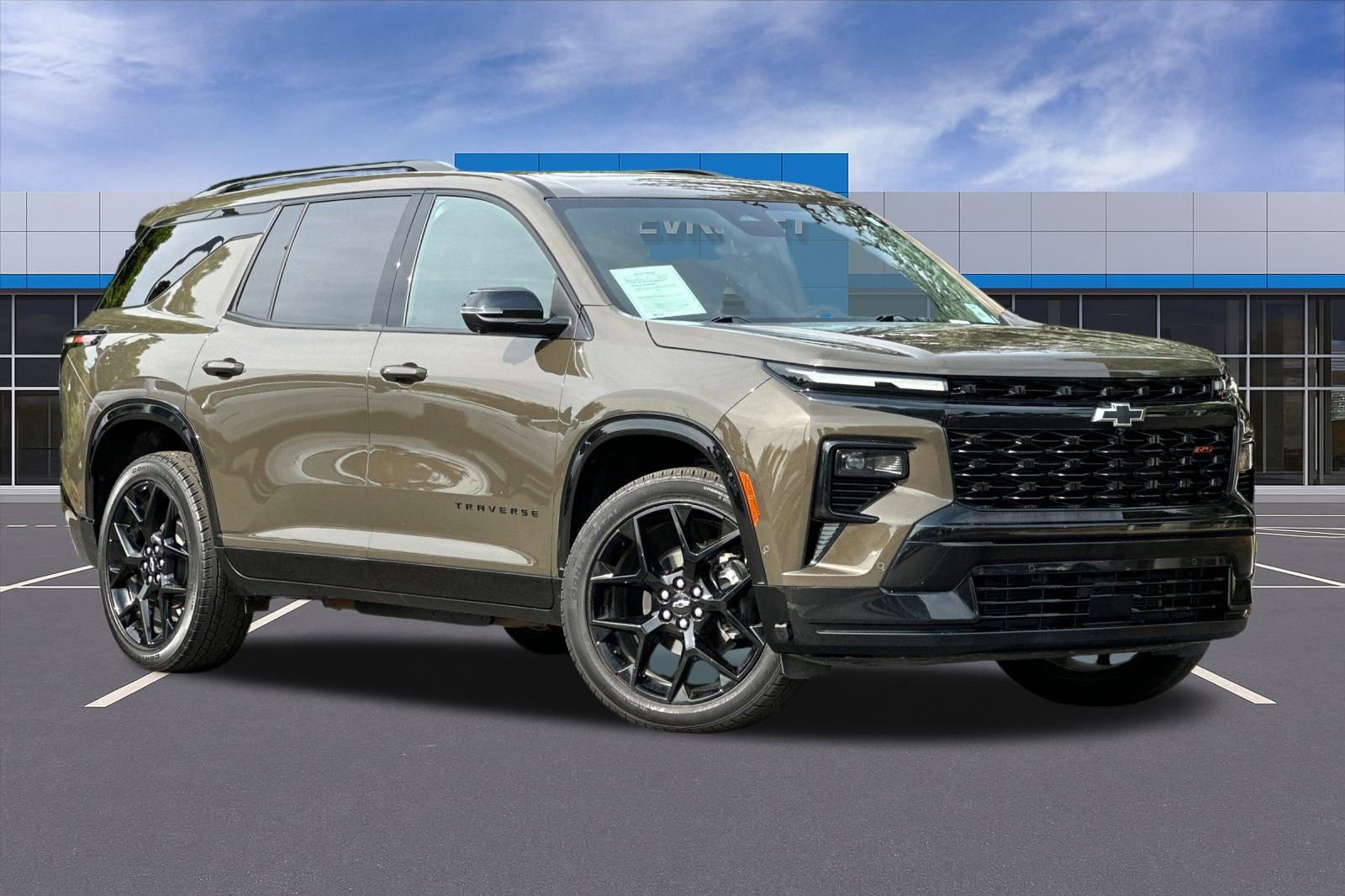 Certified 2024 Chevrolet Traverse RS image 2