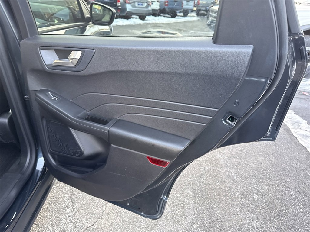 Used 2022 Ford Escape SEL image 20