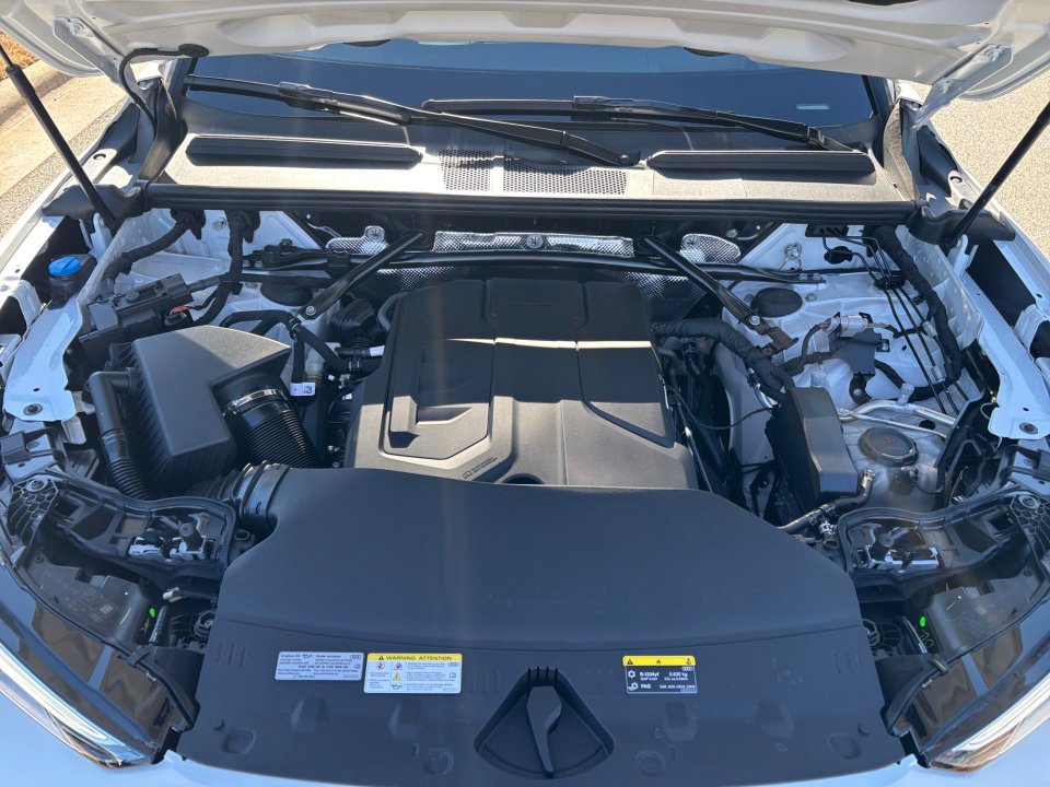 Used 2025 Audi Q5 Premium Plus image 16