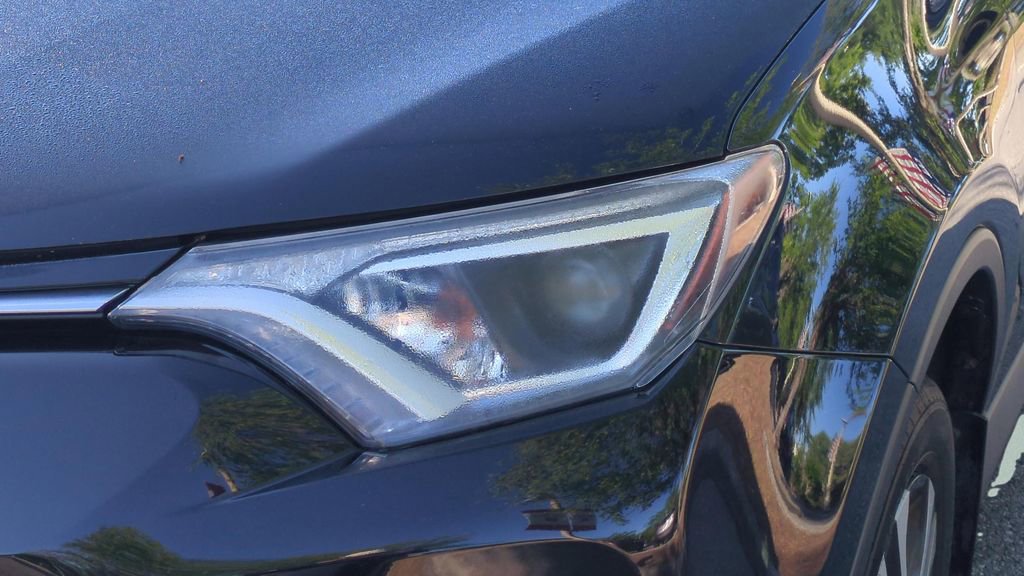 Used 2018 Toyota RAV4 LE w/ All Weather Liner Package AWD/4WD image 24