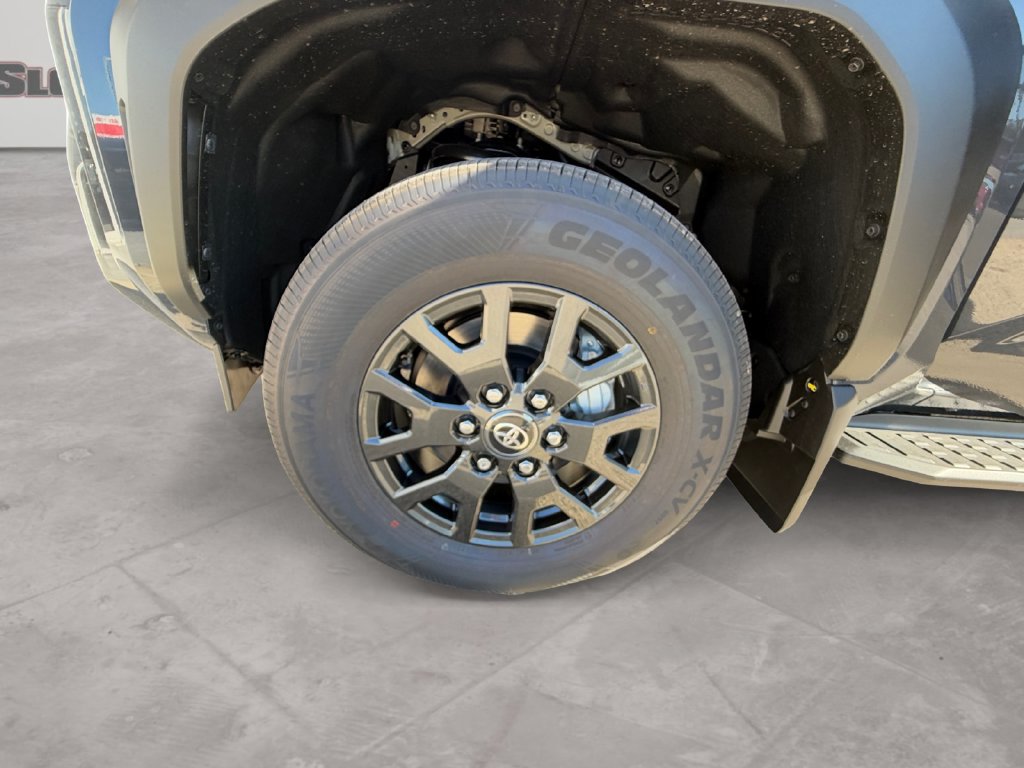 New 2026 Toyota 4Runner SR5 AWD/4WD image 14