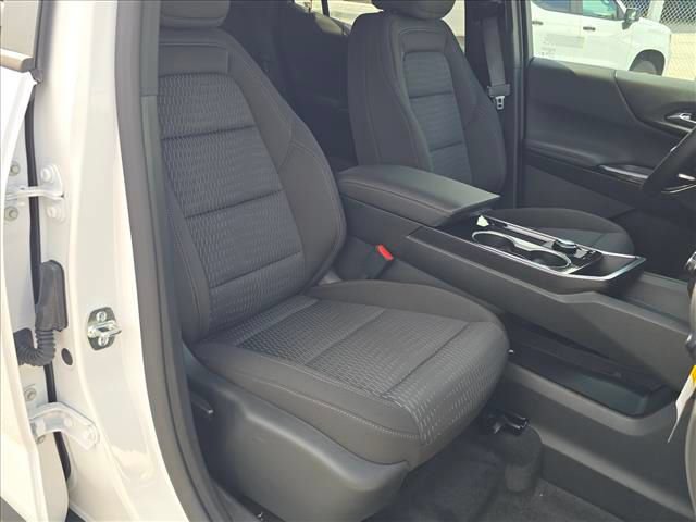 New 2027 Chevrolet Equinox LT FWD image 16