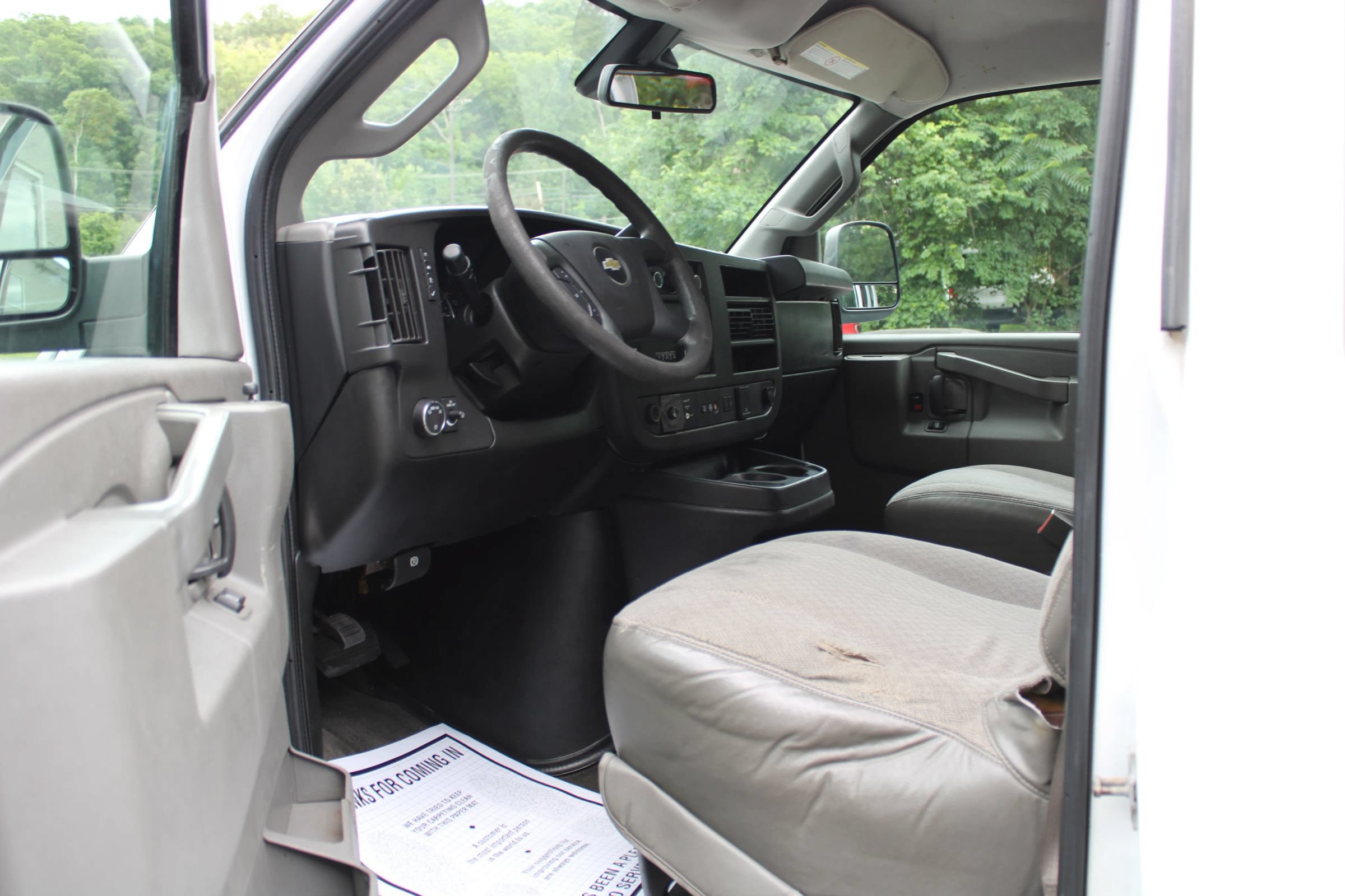Used 2019 Chevrolet Express 3500 LT w/ LT Preferred Equipment Group RWD image 16