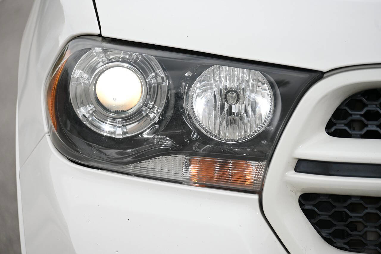 Used 2012 Dodge Durango R/T w/ Leather Interior Group image 17