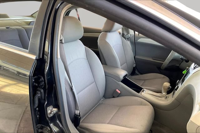 Used 2011 Chevrolet Malibu LS FWD image 18