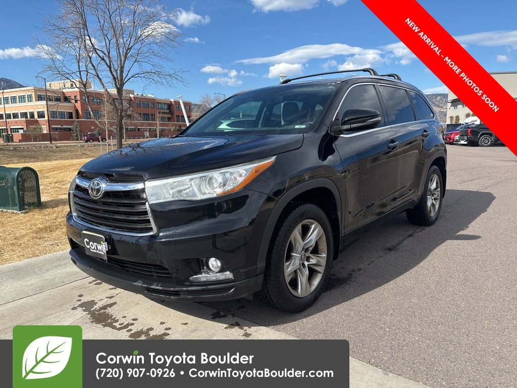 Used 2016 Toyota Highlander Limited w/ Driver Technology Package image 3