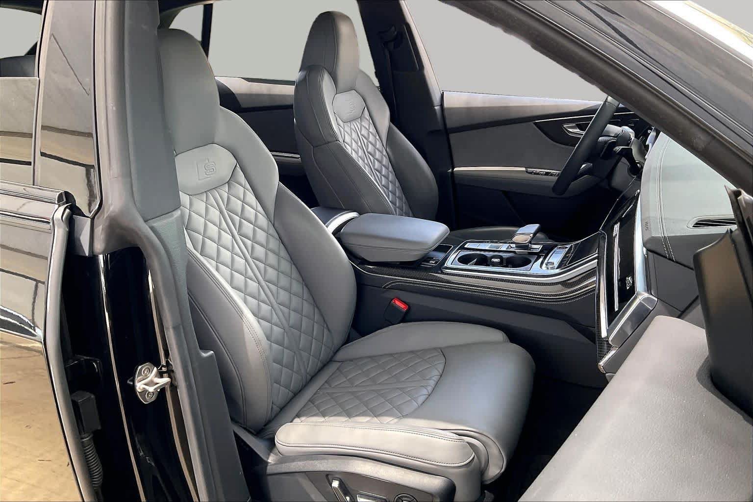 Used 2023 Audi SQ8 Premium Plus AWD/4WD image 9