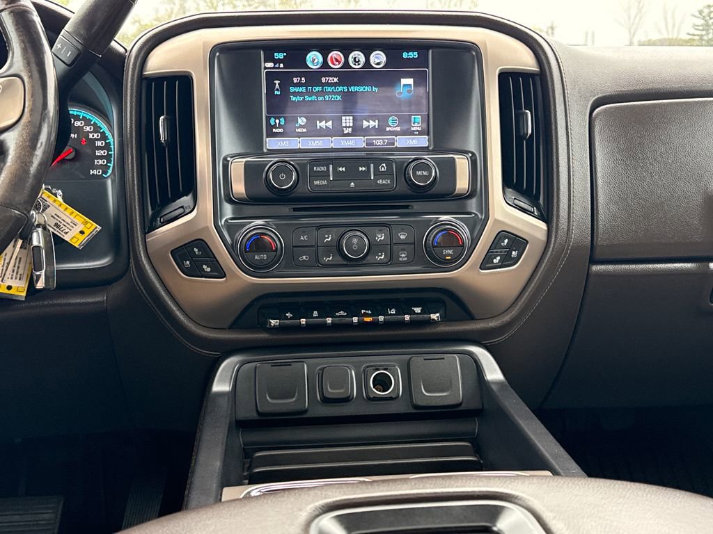 Used 2019 GMC Sierra 2500 Denali w/ Duramax Plus Package AWD/4WD image 17