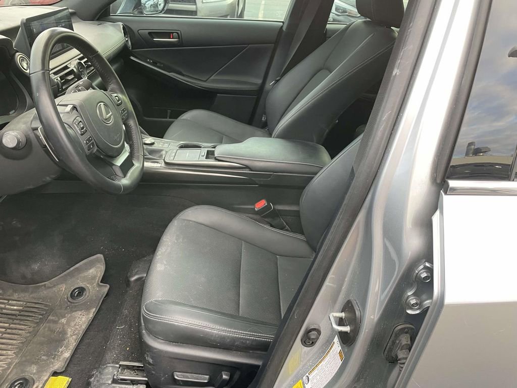 Used 2024 Lexus IS 350 F Sport w/ Navigation Package image 29