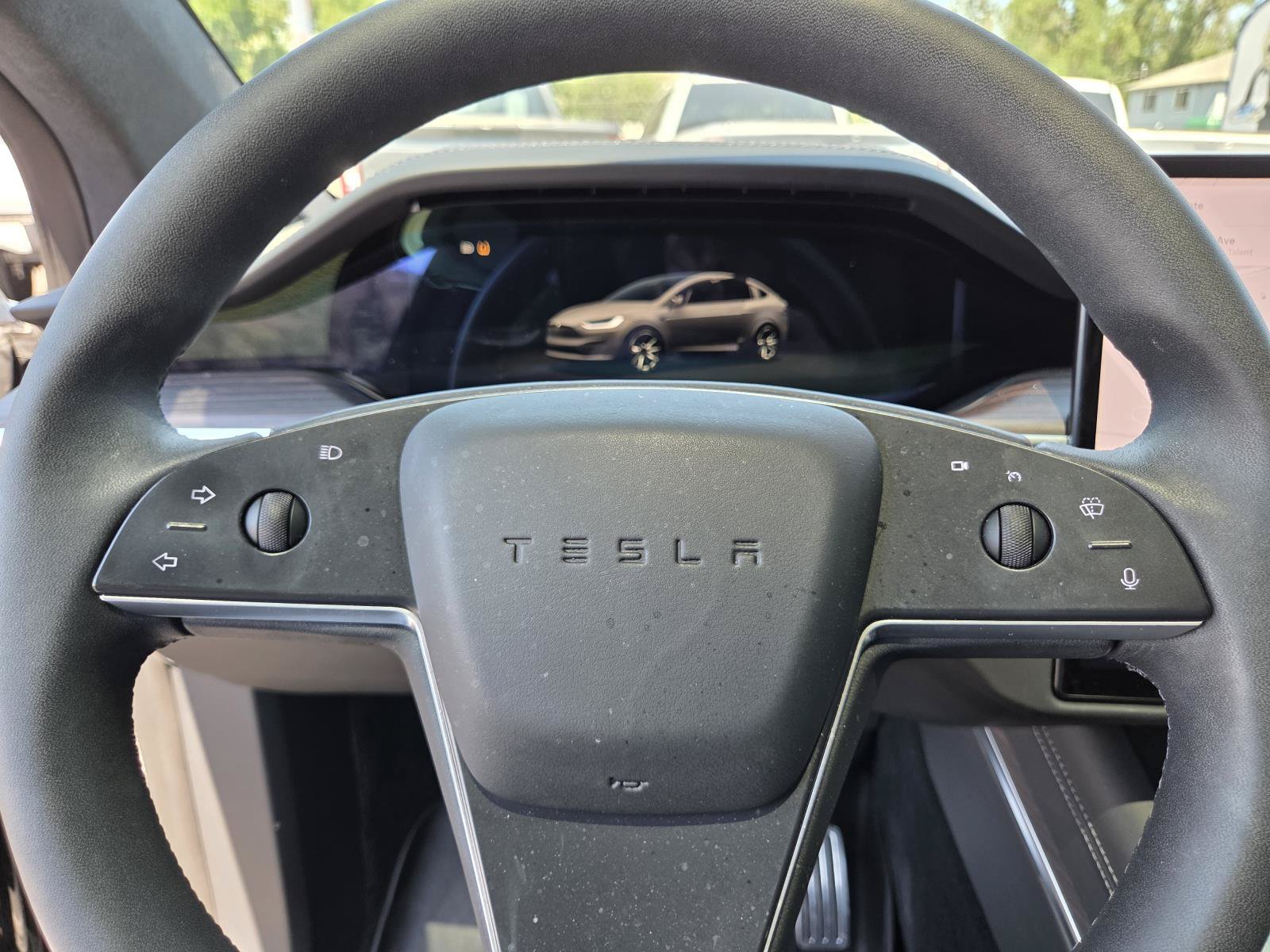 Used 2025 Tesla Model X AWD/4WD image 24