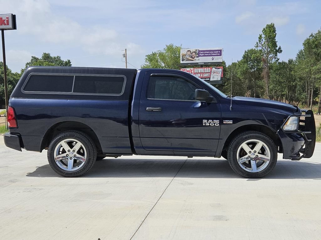 Used 2014 RAM 1500 Express RWD image 9