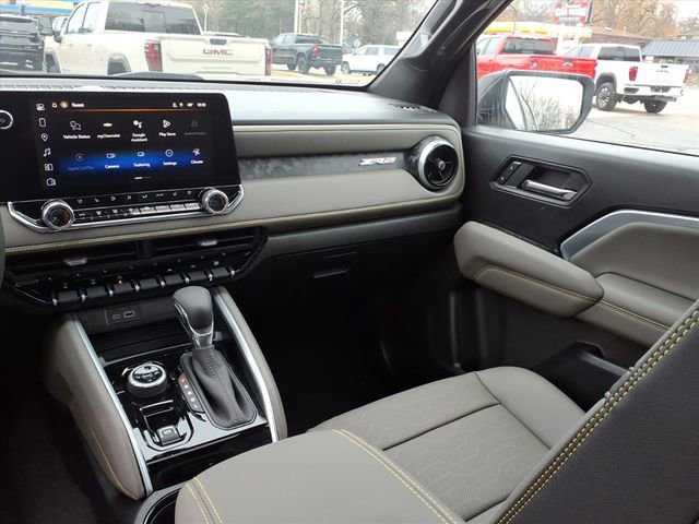 New 2026 Chevrolet Colorado ZR2 w/ Technology Package AWD/4WD image 23