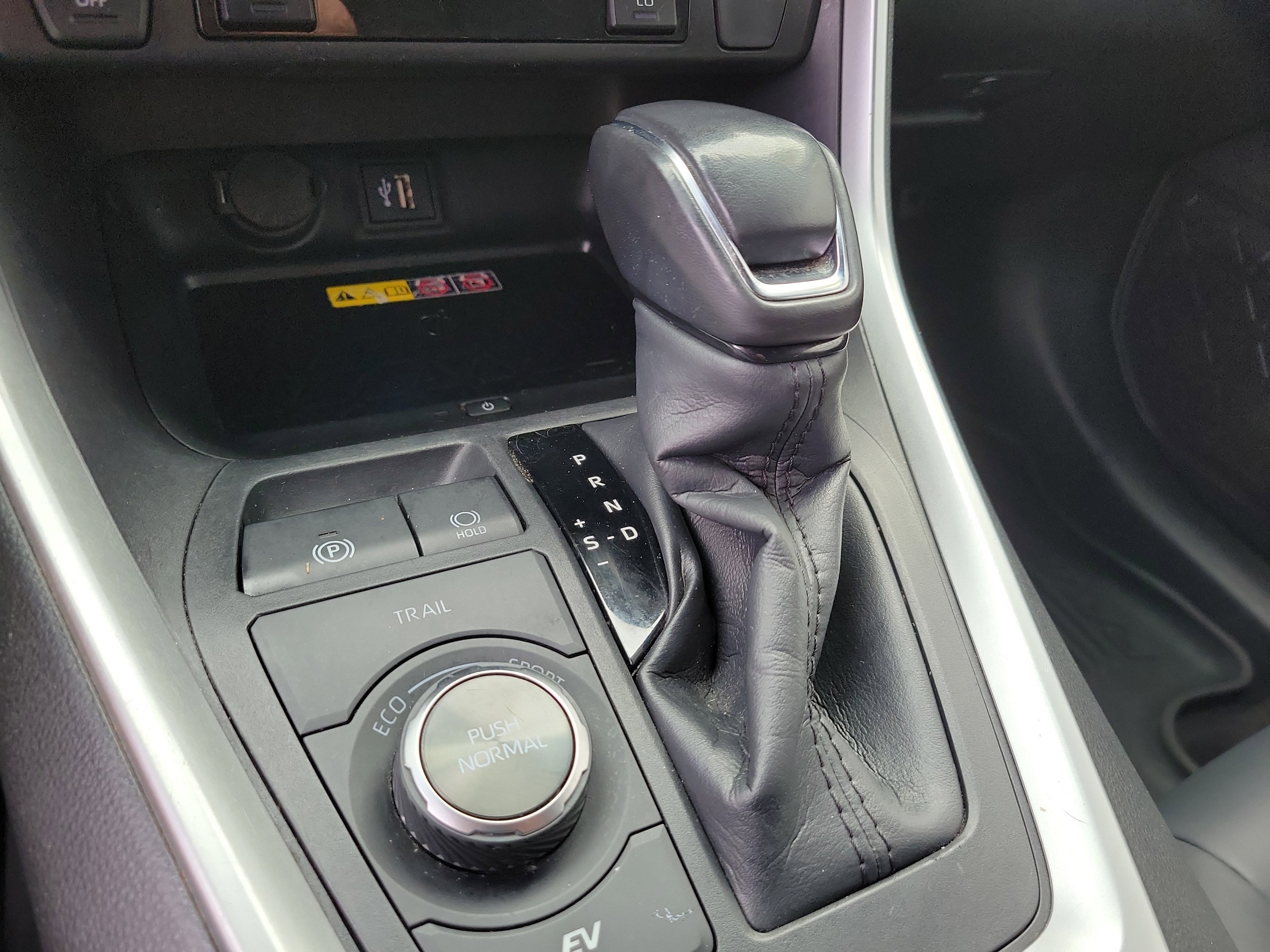 Used 2023 Toyota RAV4 XSE image 18