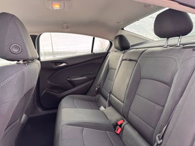 Used 2016 Chevrolet Cruze LT w/ Convenience Package image 27