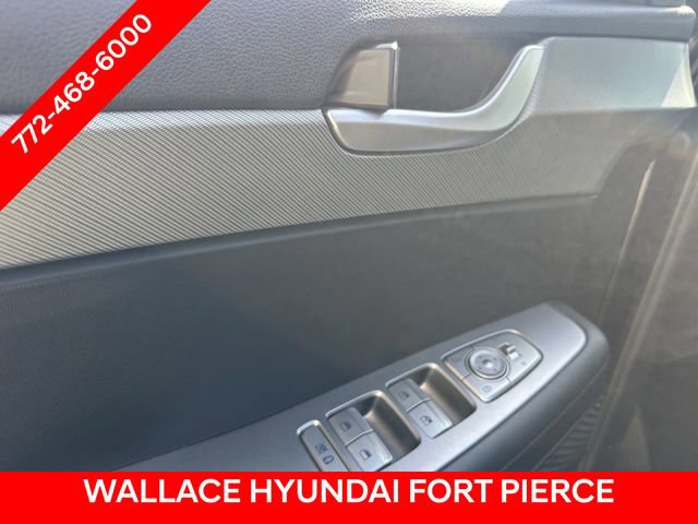 Used 2024 Hyundai Palisade SEL FWD image 19