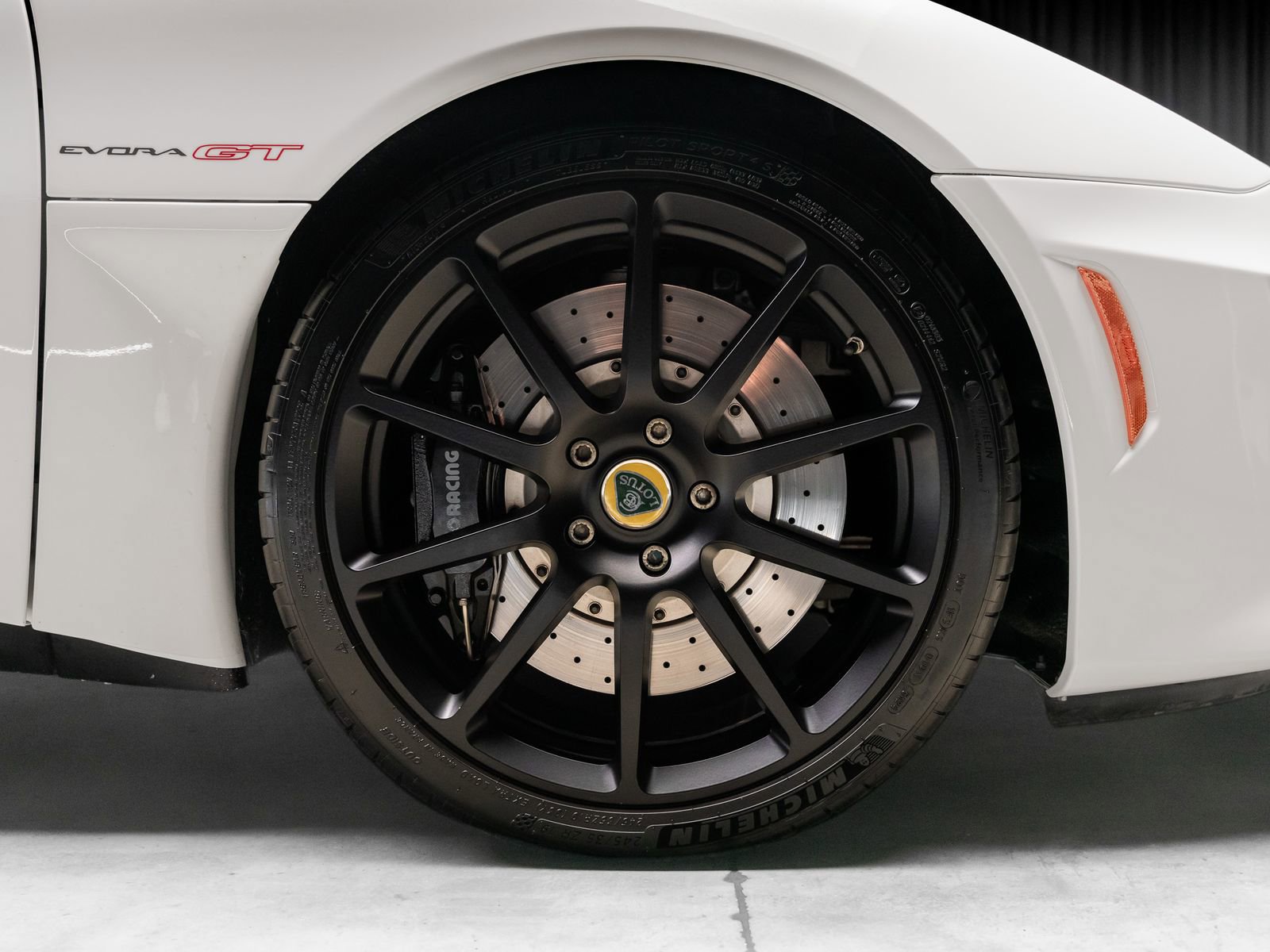 Used 2021 Lotus Evora RWD image 30