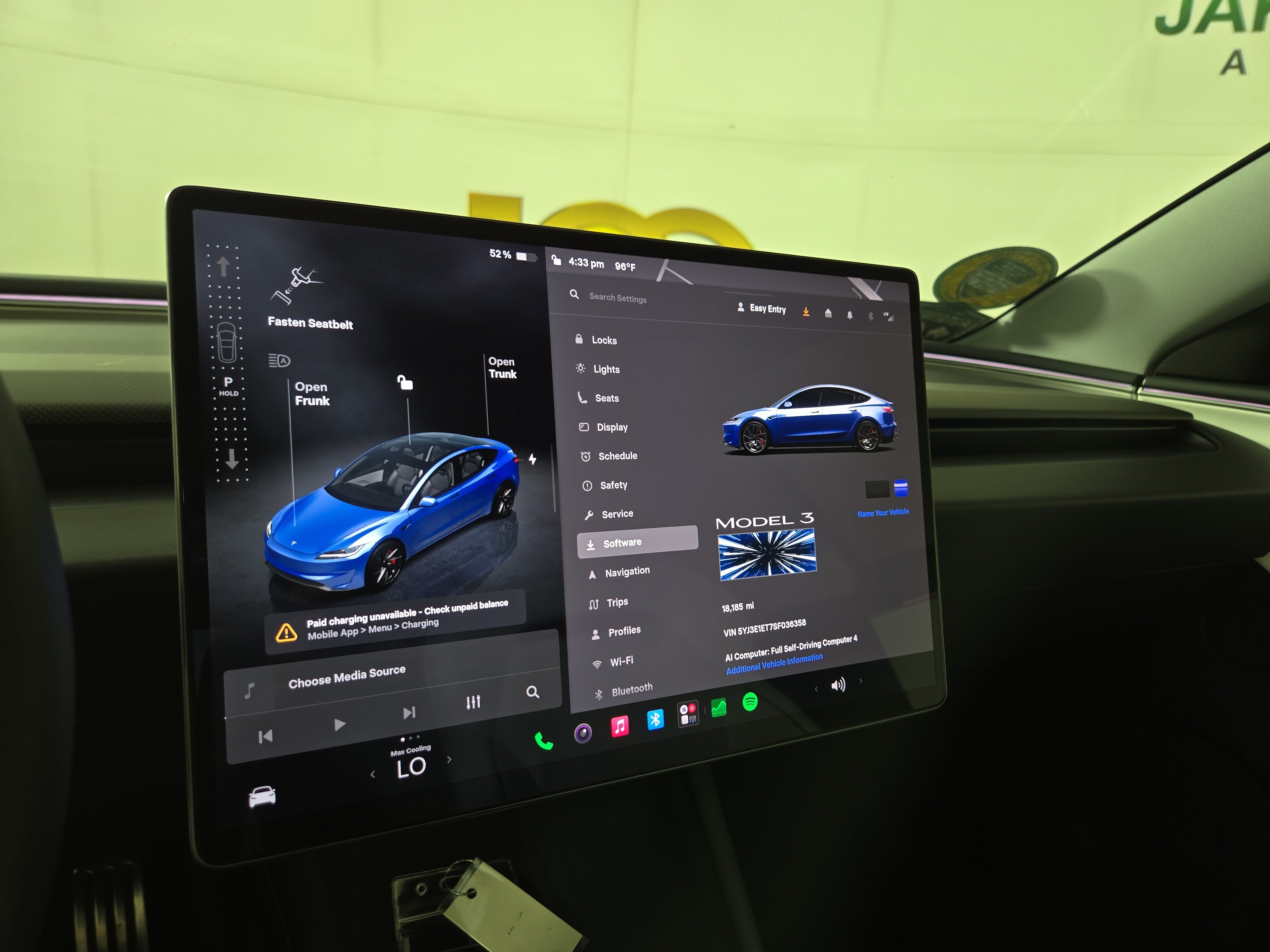 Used 2025 Tesla Model 3 Performance AWD/4WD image 18