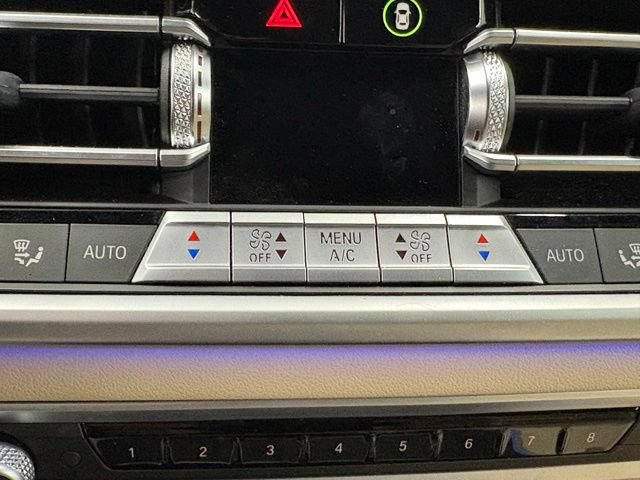 Used 2022 BMW X5 xDrive40i w/ Premium Package AWD/4WD image 40