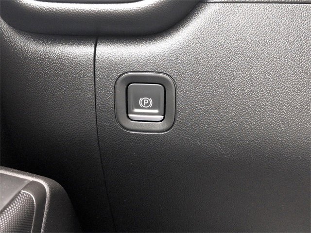 Used 2022 Chevrolet Silverado 1500 Custom w/ Safety Confidence Package image 32