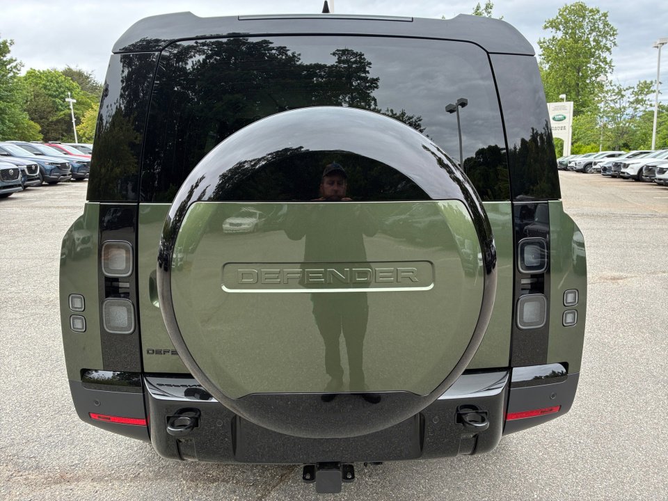 New 2026 Land Rover Defender 130 S AWD/4WD image 14