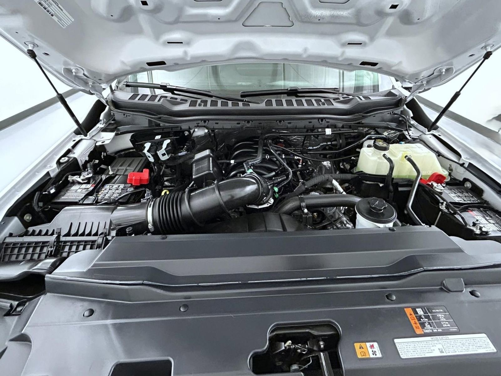 Used 2025 Ford F250 XL w/ XL Chrome Package image 20