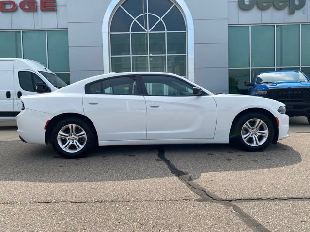 Used 2023 Dodge Charger SXT RWD image 4