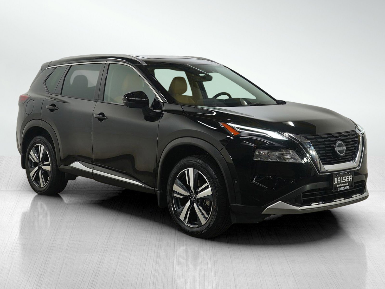Used 2023 Nissan Rogue Platinum w/ Platinum Premium Package image 7