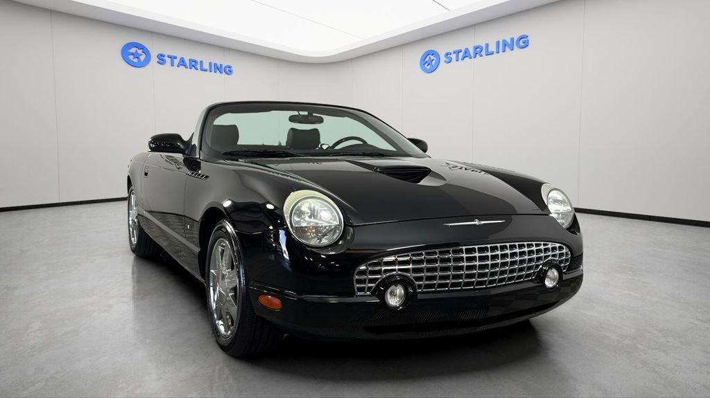 Used 2003 Ford Thunderbird image 32