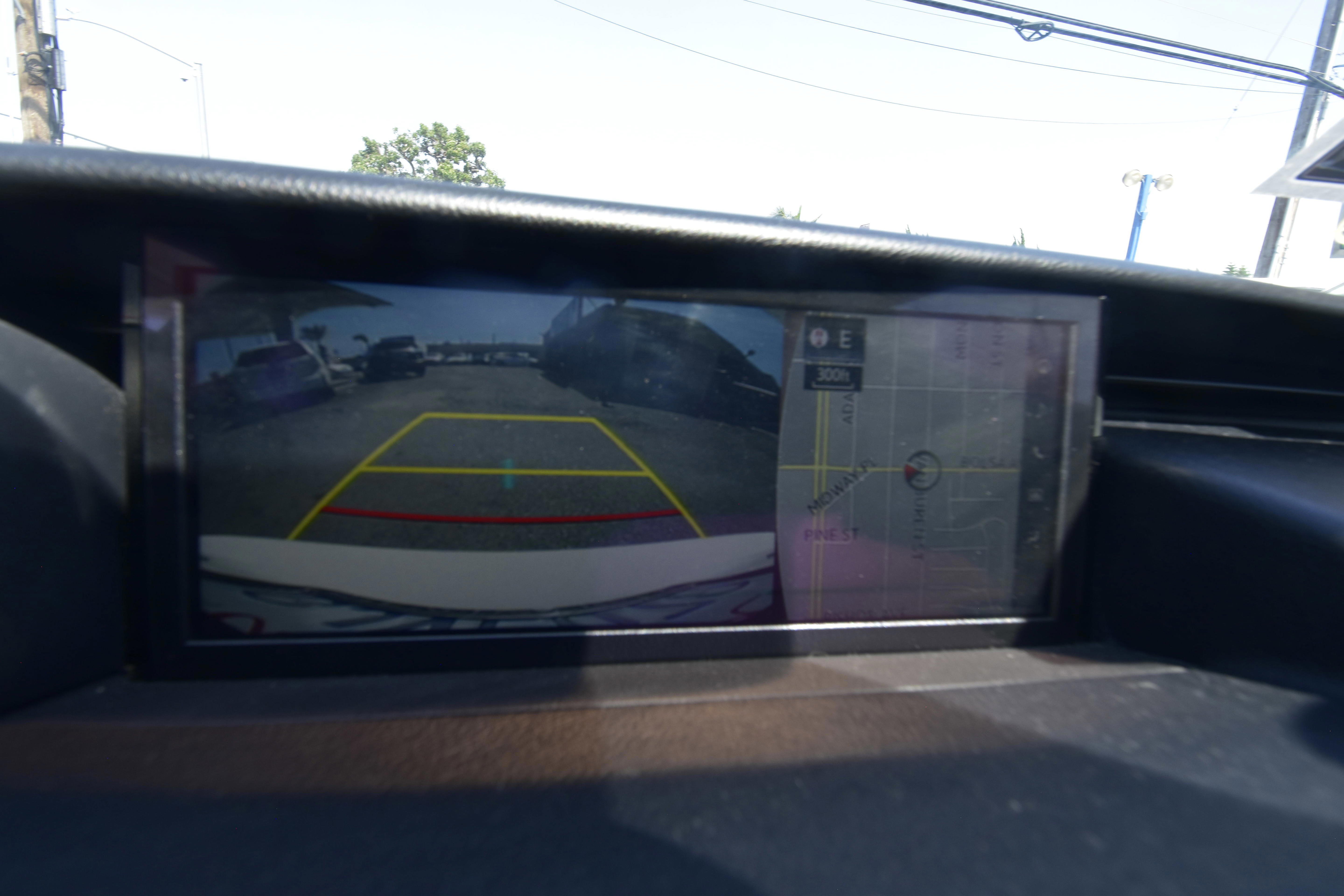Used 2019 Lexus IS 300 F Sport w/ F Sport Package RWD image 8