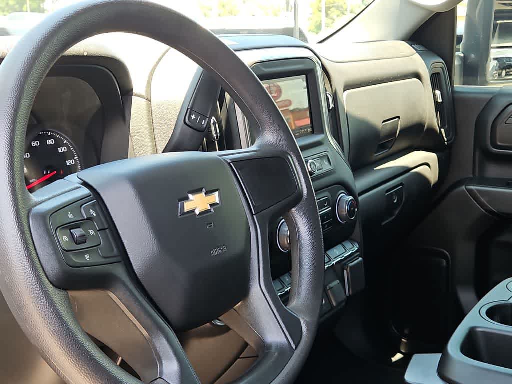 Used 2025 Chevrolet Silverado 2500 Custom w/ Custom Value Package AWD/4WD image 18