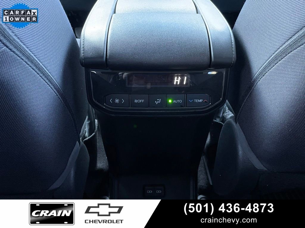 Used 2022 Toyota Highlander L image 28
