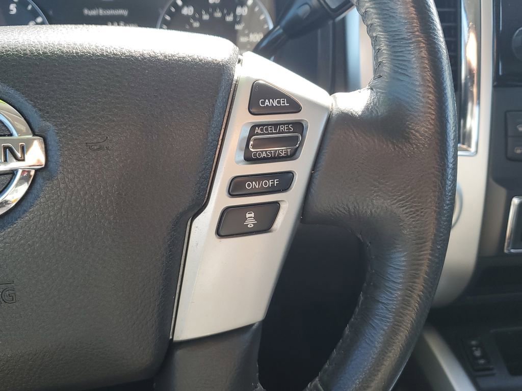 Used 2021 Nissan Titan SV w/ SV Convenience Package image 26