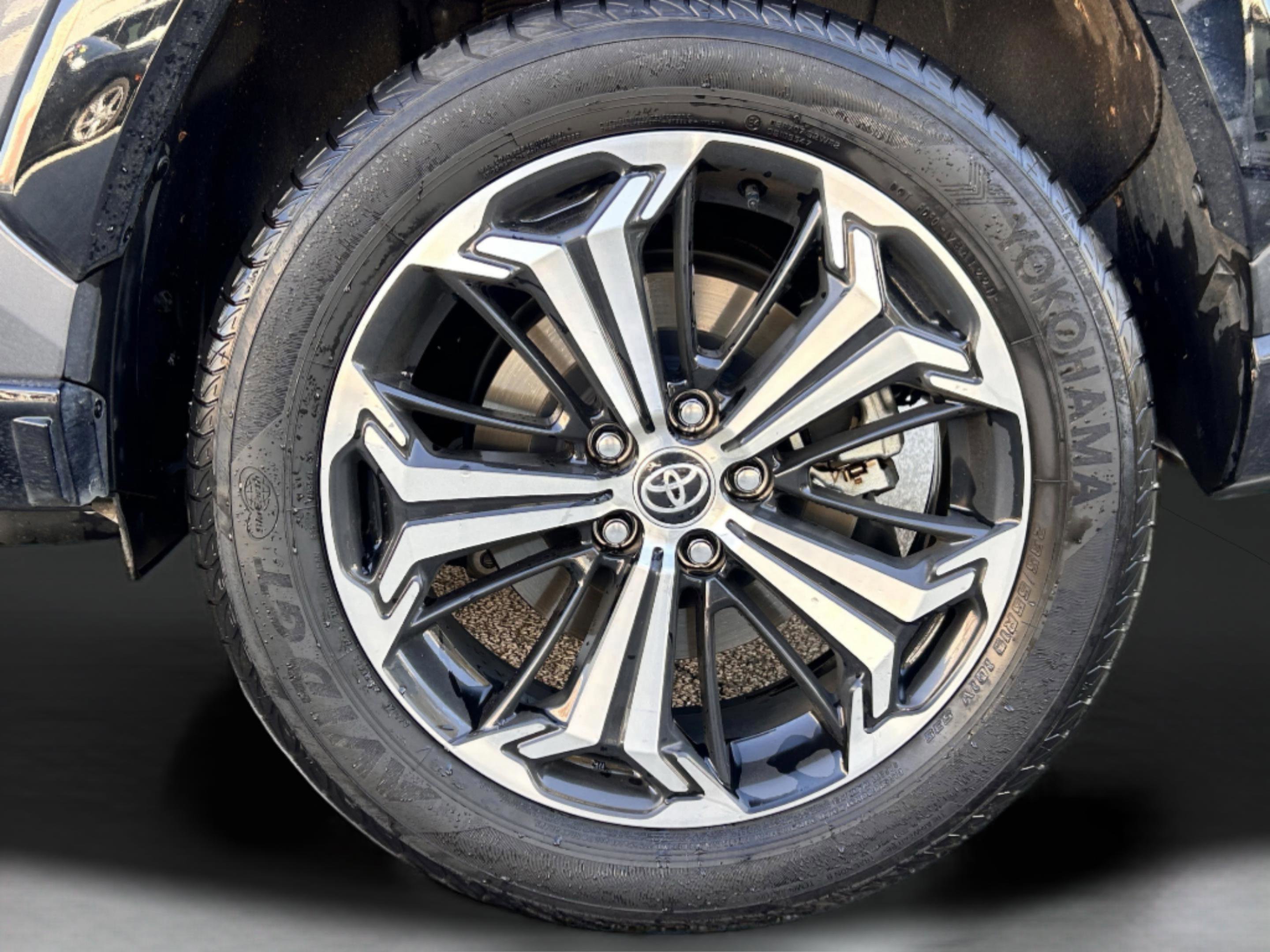 Used 2021 Toyota RAV4 XSE image 31